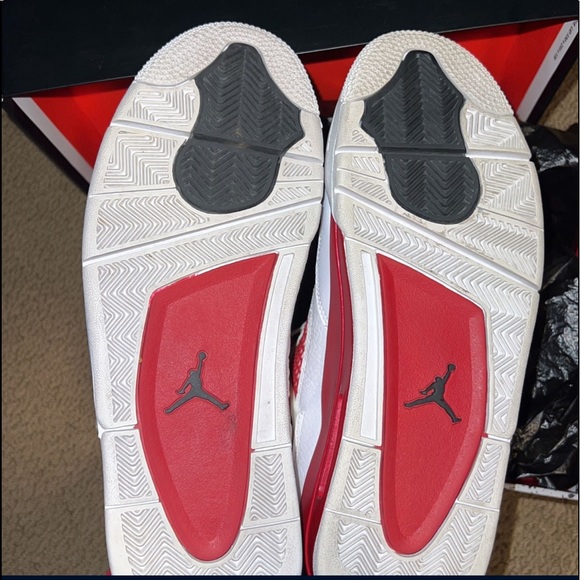 Jordan 4 Retro Alternate 89s - Picture 3 of 7